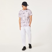 Slant Graphic Tee 12.0 - Berry Print