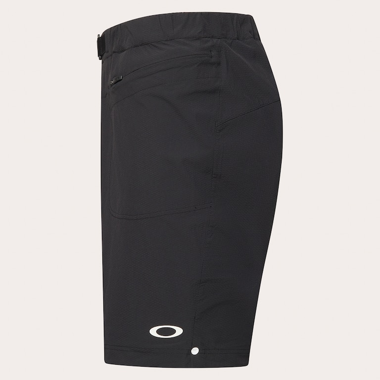 Seeker Whip Lined Short - Pitch Black