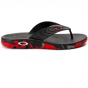 Crowd Camo - Black/Red