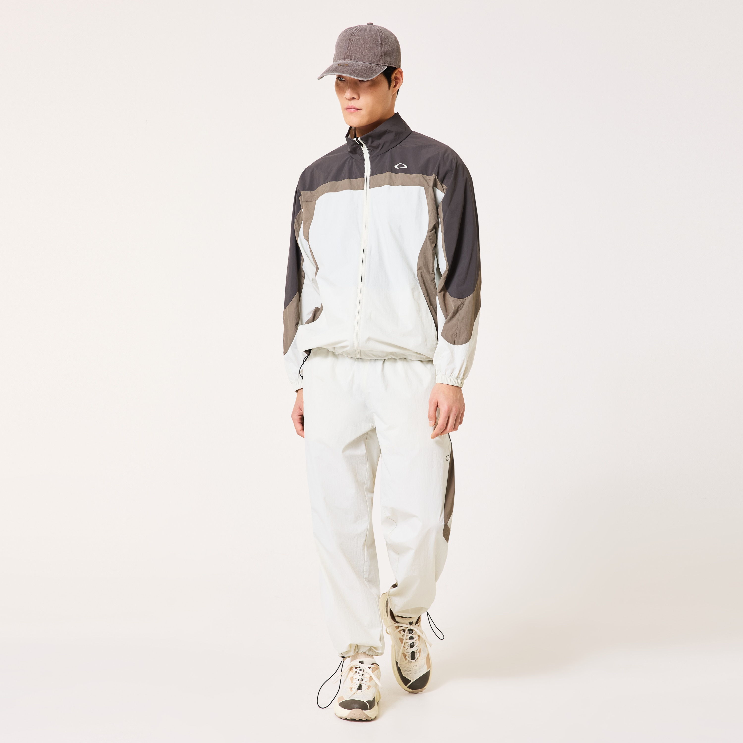 Oakley New Retro Wind Jacket 3.0 in Mist | Oakley® US