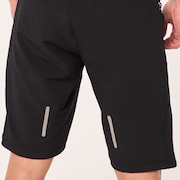 Element Short - Blackout