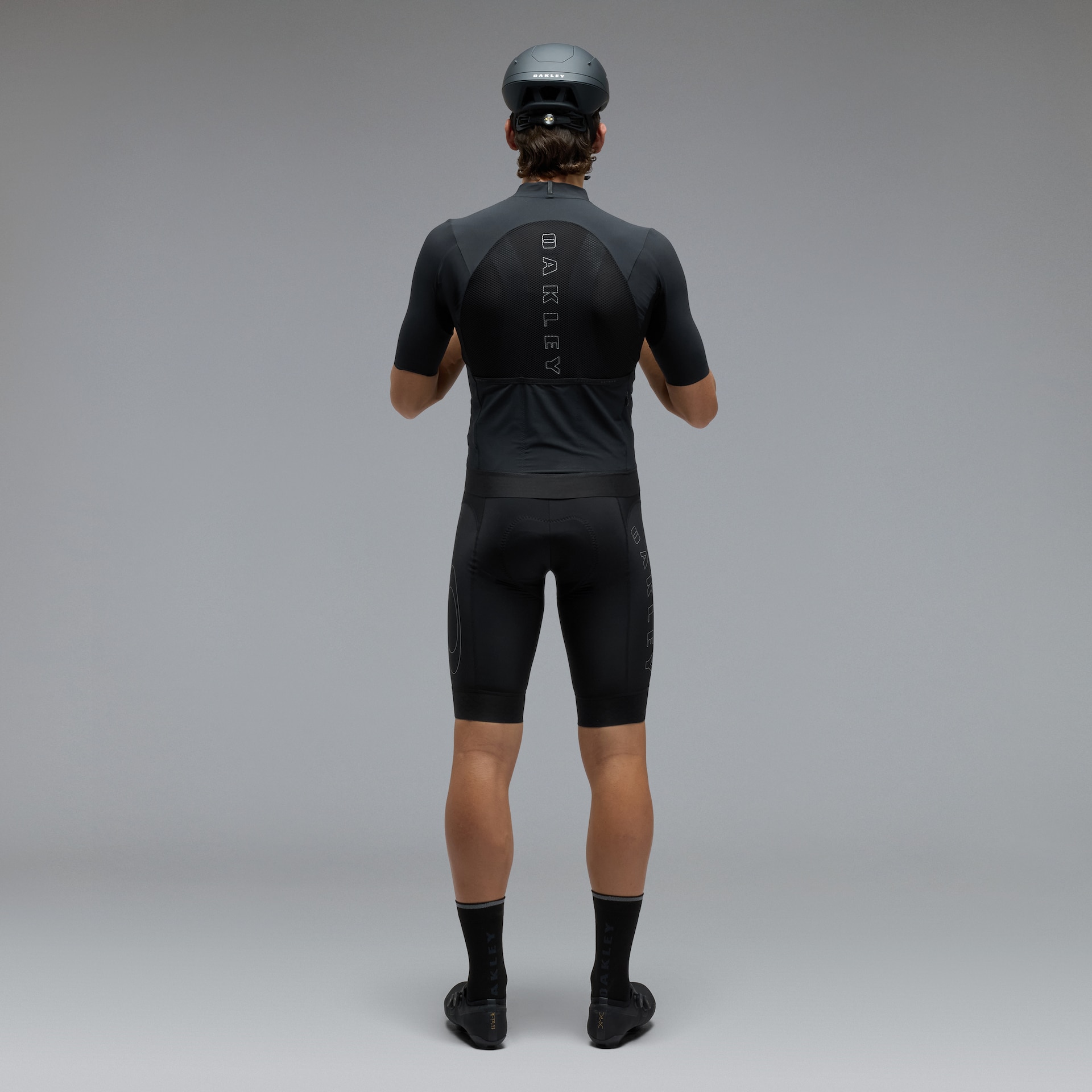 Oakley Endurance Tempo Bib in Army Green | Oakley® US