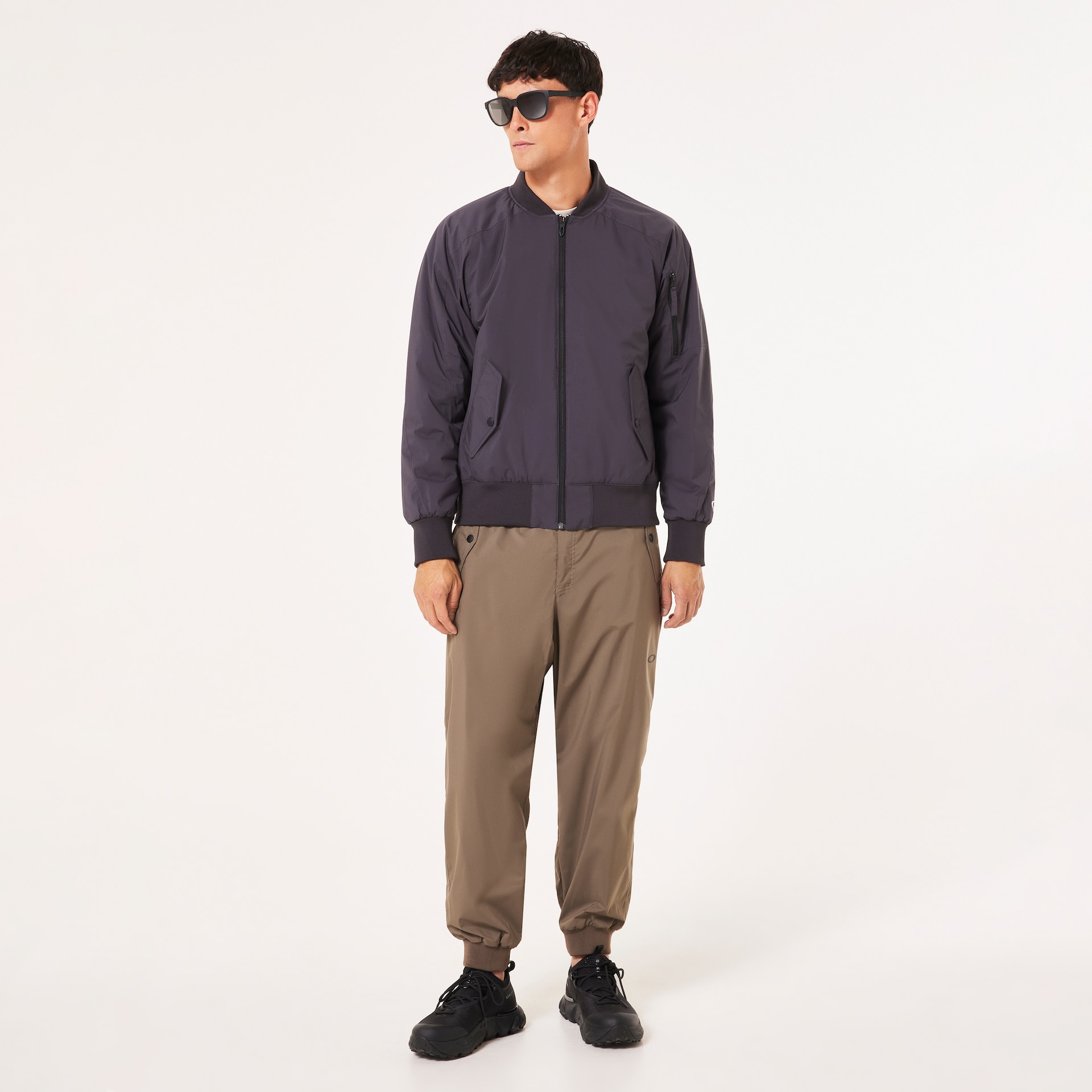 OAKLEY パフォーマンスジャケット グレー FOA406941__01N_omfr1.png