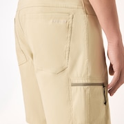 Golf Hybrid Short - Silver Sage/White Heather