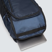 Essential Backpack L 6.0 - Black Iris