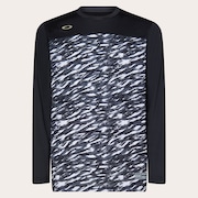 Striking Utility Ls Tee 9.0 - Pitch Black