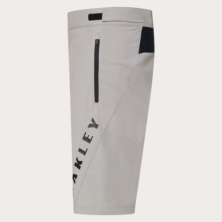 Free Ride Short - Cement