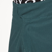 Reduct Berm Short - Hunter Green