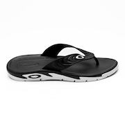Chinelo Oakley Crowd - Jet Black