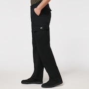 Oakley Vanguard Cargo Pant 2.0 in Blackout | Oakley® | Official
