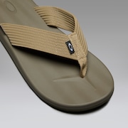 Ventura Flip Flop - Deep Olive/Pebble