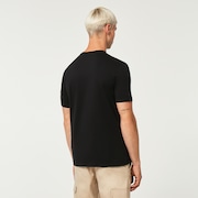 Relax Henley Tee - Blackout