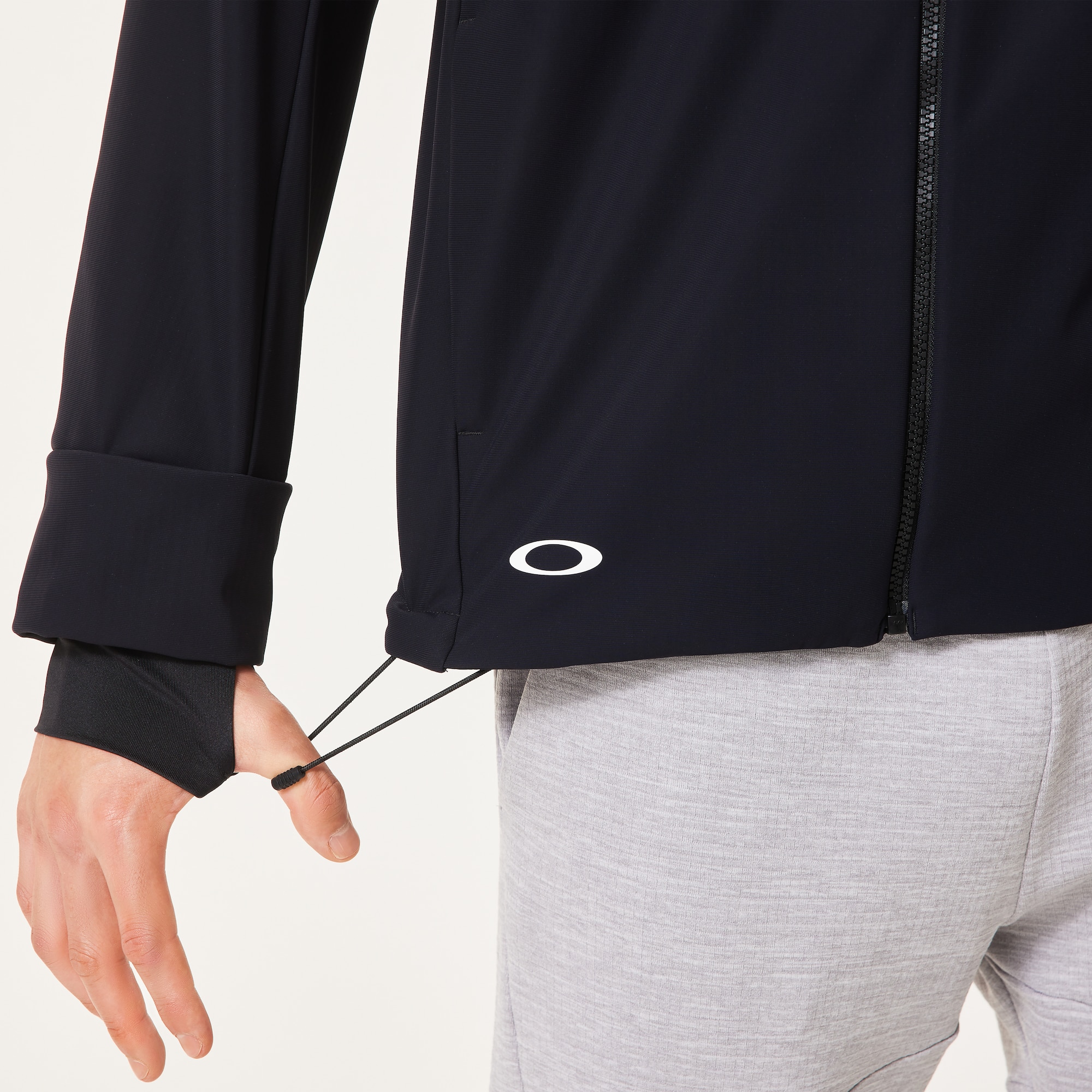 Oakley O-Fusion Warm Jacket 2.0 in Blackout | Oakley® US