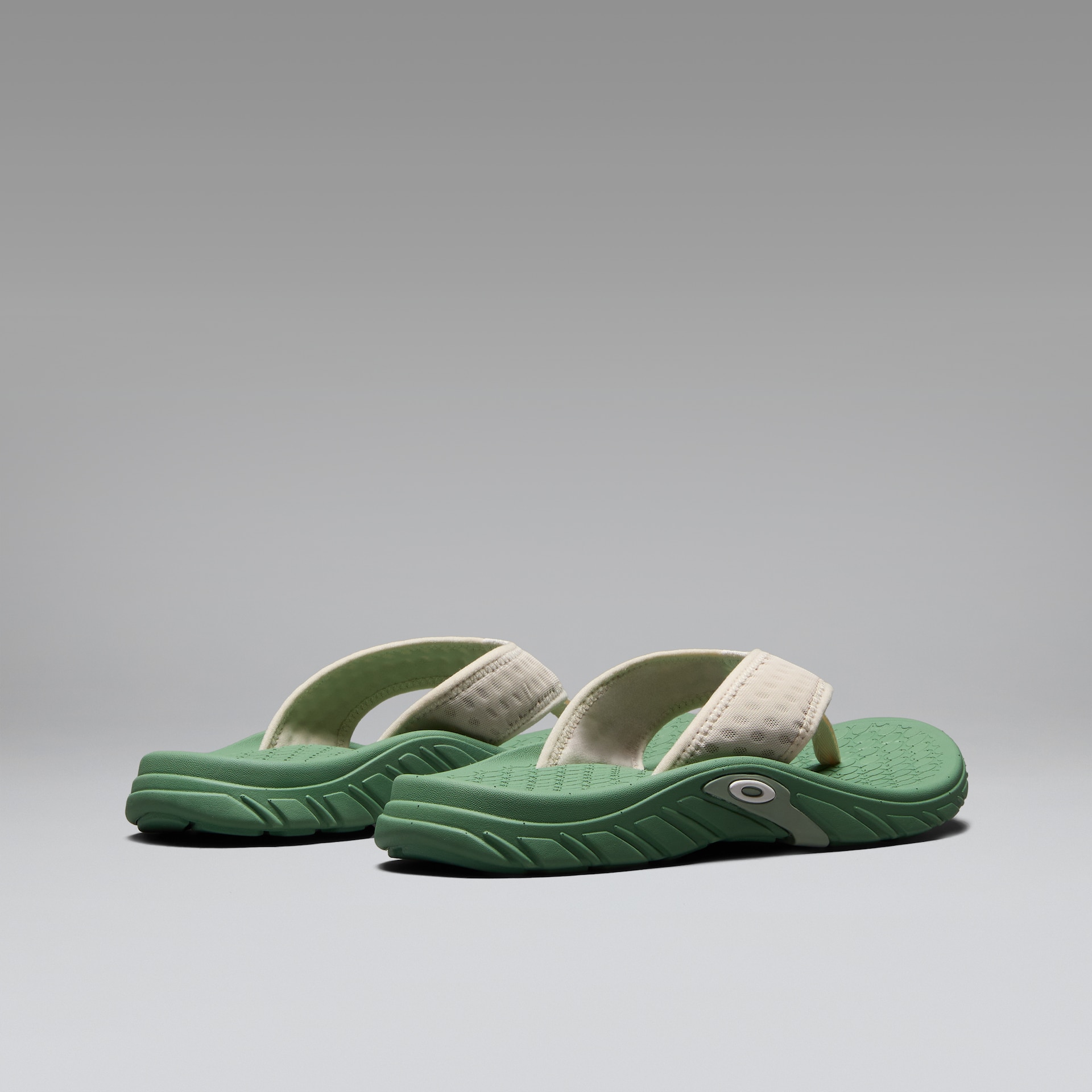 Oakley Operative Flip Flop in Flame Red | Oakley® US