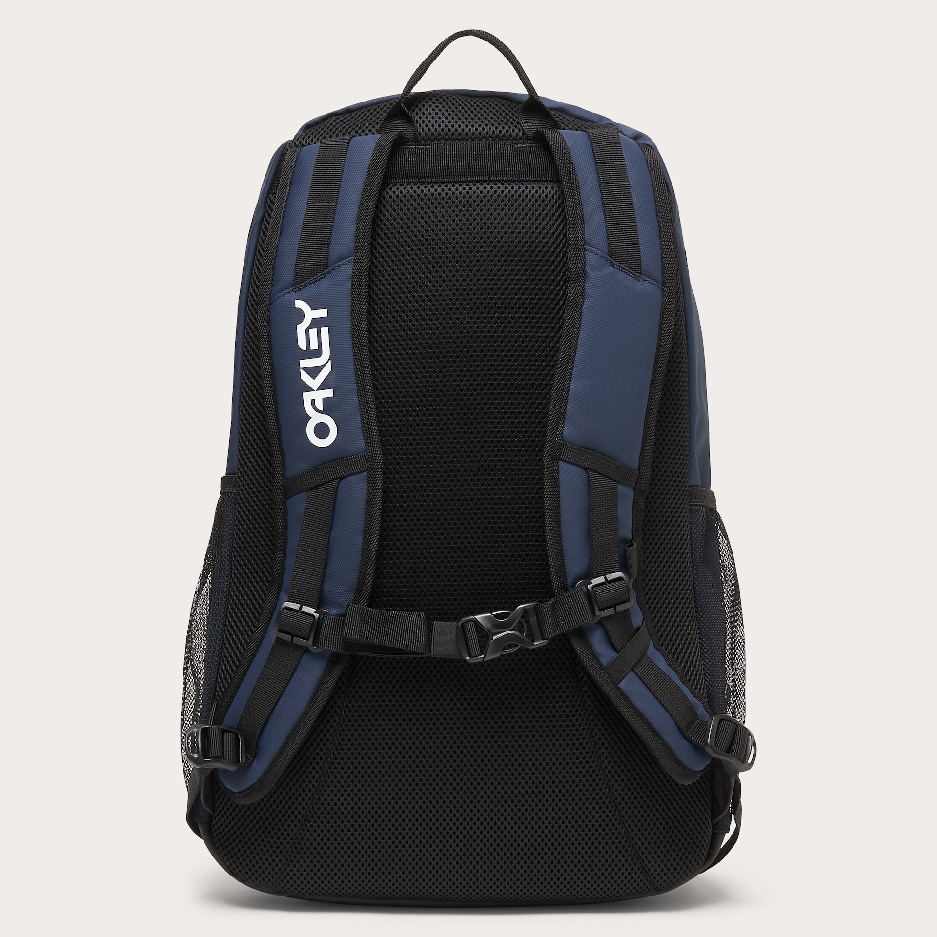 Oakley The Freshman Skate Backpack in Blackout | Oakley® US