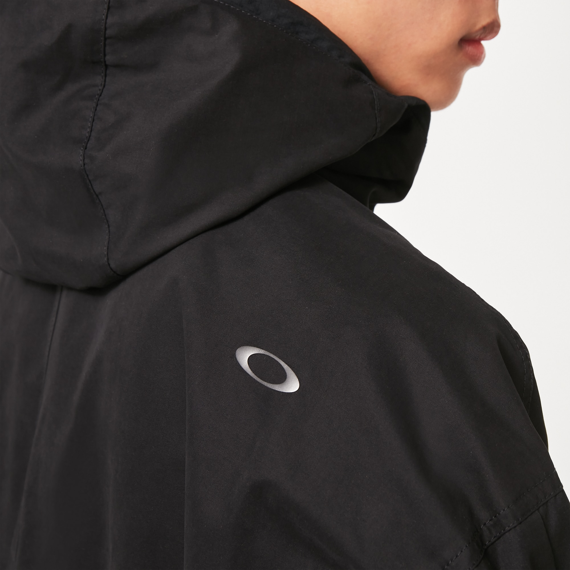 オークリー Fgl Cpn Stroke Anorak 2.7 Blackout | オークリー公式