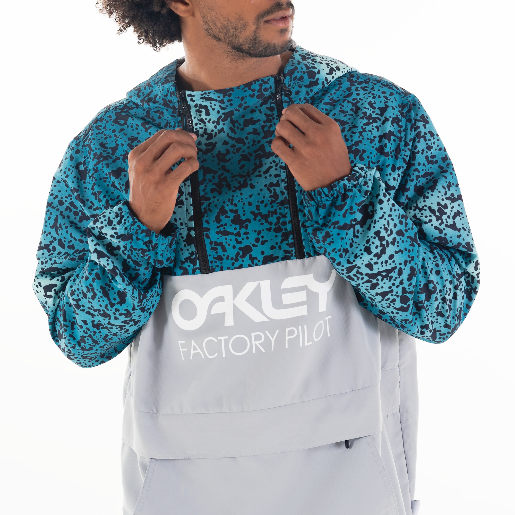 Oakley Factory Pilot スノーボードウェア Oakley Jaqueta Factory Pilot Windbreaker in Stone Gray | Oakley® EU