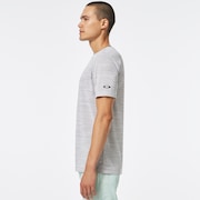 Oakley Gravity Range Tee - White Heather