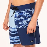 Swell Line Rc 18" Boardshort - Team Navy