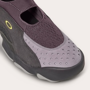 Oakley Factory Team Flesh Sandal in Rose Taupe | Oakley® GB