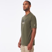 SI Oakley Eagle Tab Tee - Dark Brush