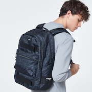Street Skate Backpack - Black Glass Print