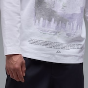 Reverse World Tee - White