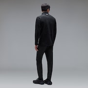 Skull Embossed LS Mock Shirt 2.0 - Pitch Black