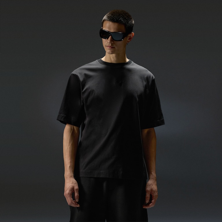 Reserve Momento Protopia Tee - Pitch Black