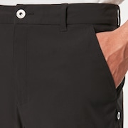 Oakley Perf 5 Utility Short - Blackout