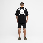 Camiseta Oakley Big Skull - Blackout