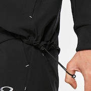 Skull Water Resistant Pullover - Blackout