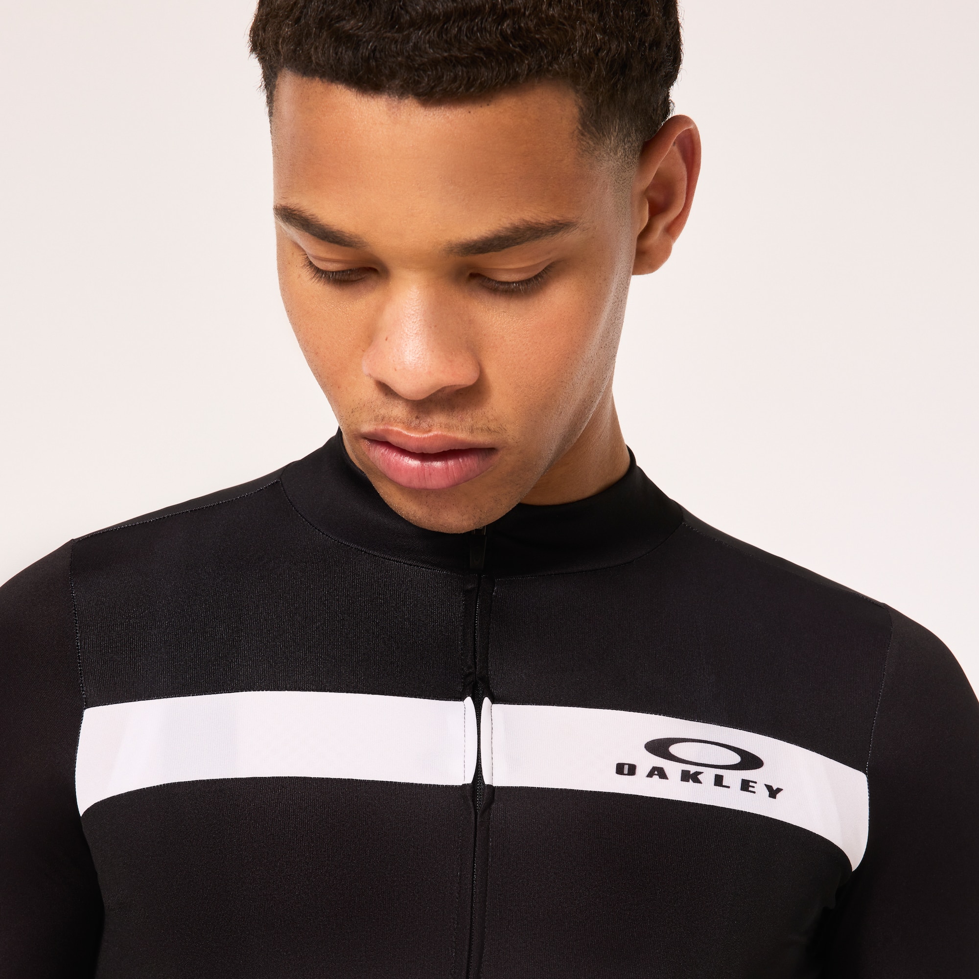 Oakley Icon Classic LS Jersey in Blackout | Oakley® US