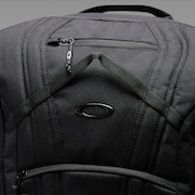 Enduro 25L Backpack - Pitch Black