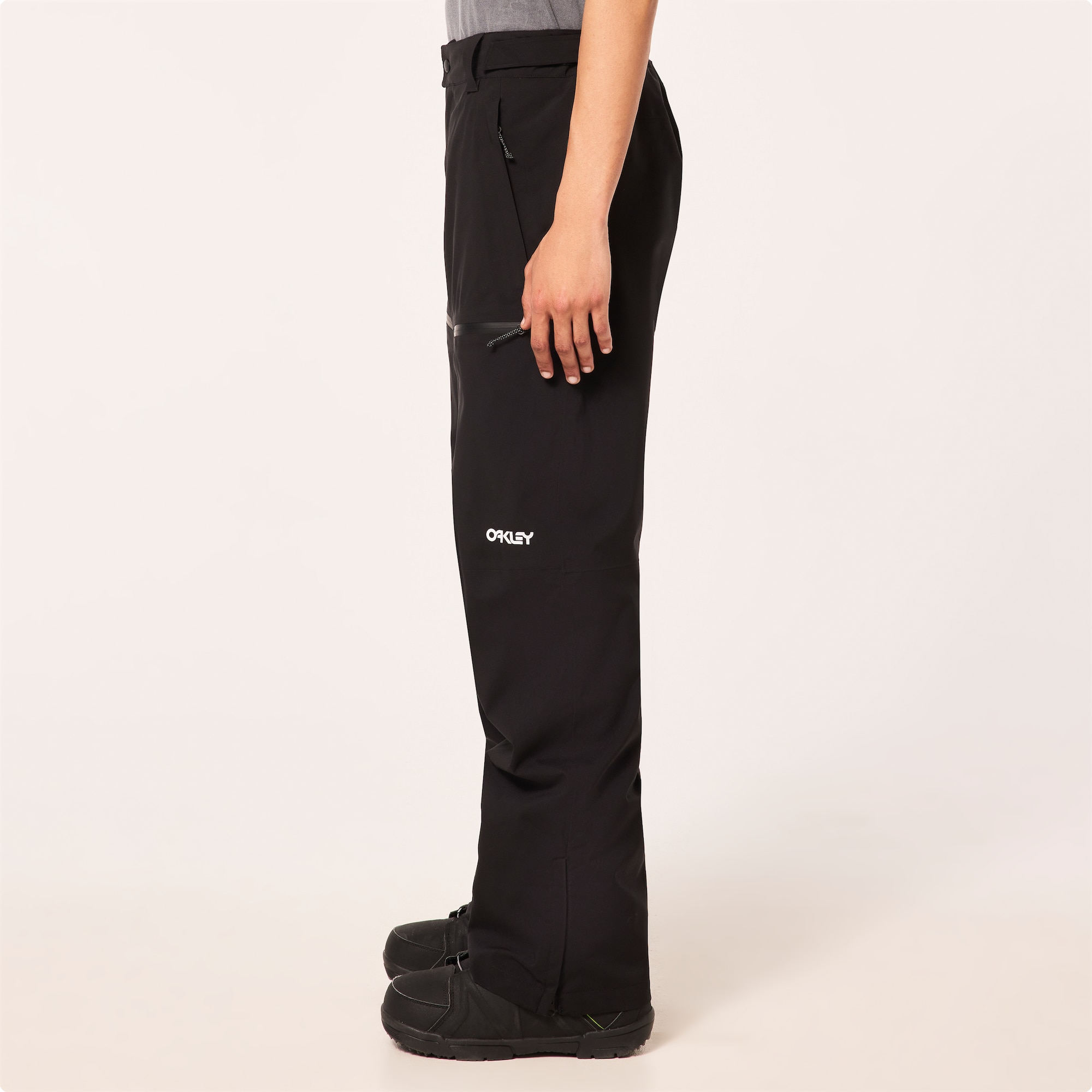 Oakley Tnp Lined Shell Pant 2.0 in Blackout | Oakley® US
