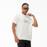 Camiseta Oakley X GDLP Bunker - Off White