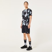 Striking QD SS Graphic Tee 7.0 - Black Print