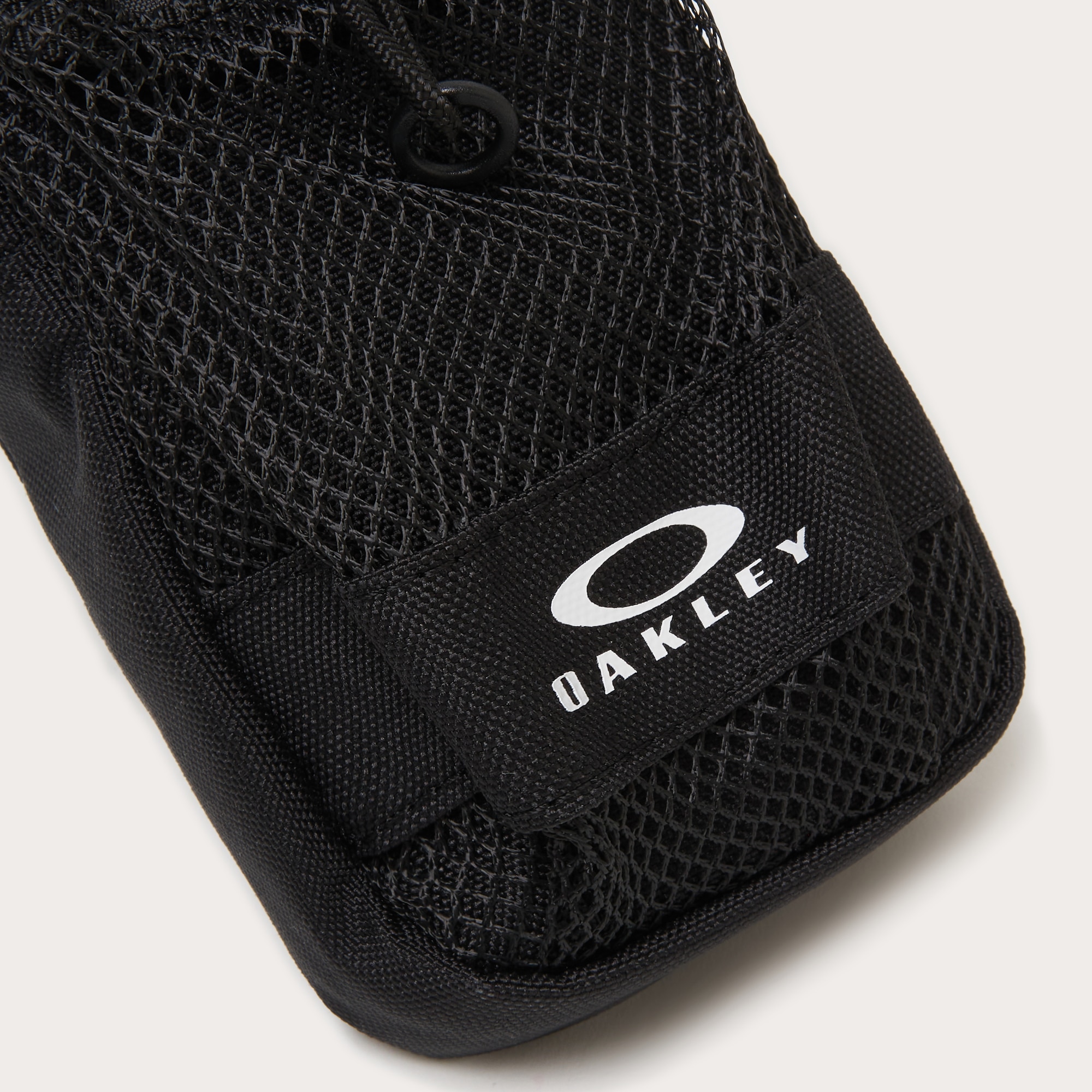 オークリー Mobile Case 18.0 Blackout | オークリー公式ストア 日本