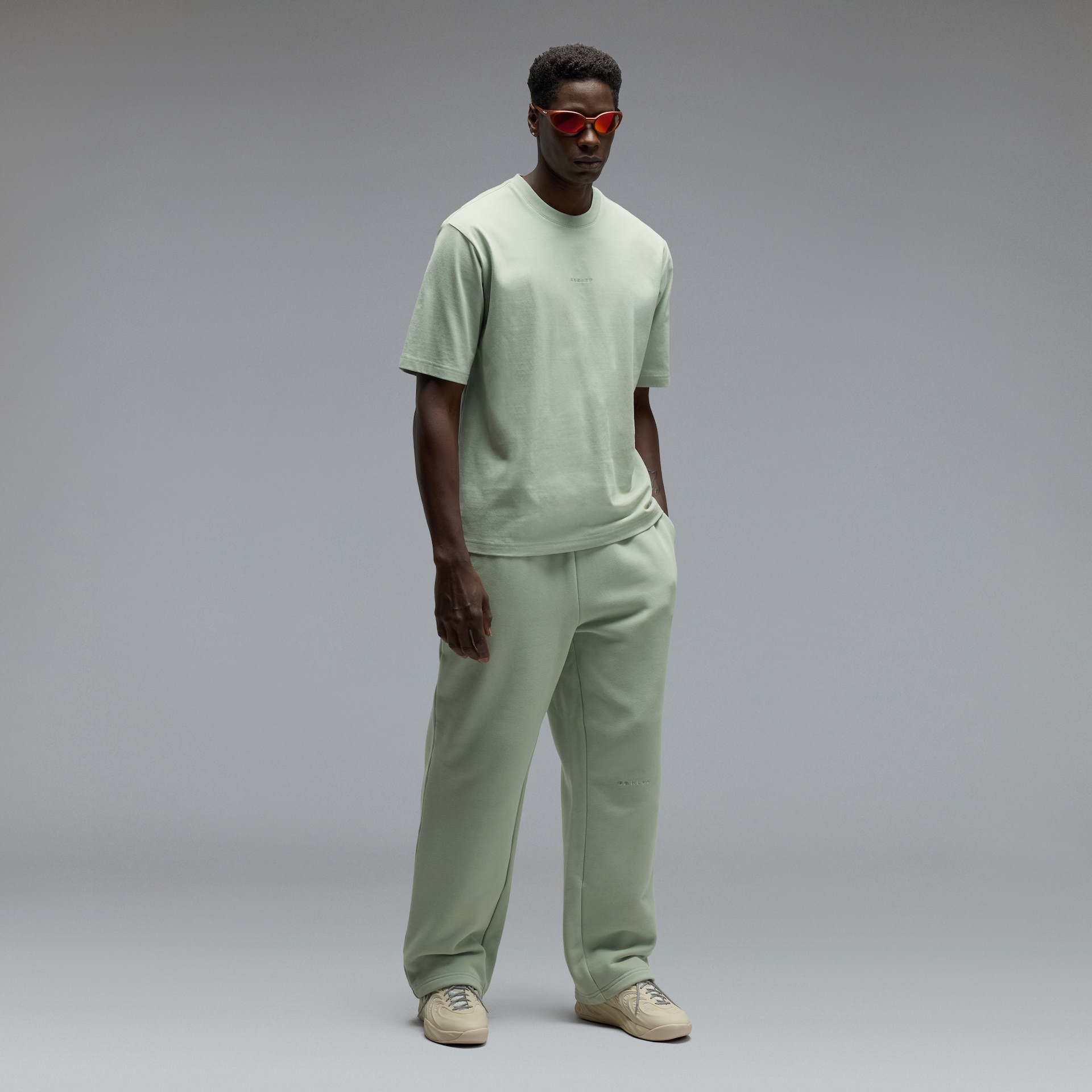 Oakley Soho Gen Sweatpant in Faded Green | Oakley® US