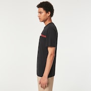 Ribbon B1B Tee - Blackout