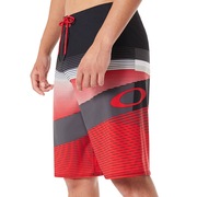 Gnarly Wave 21 - Red Line