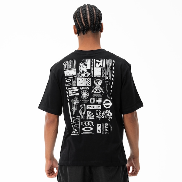 Camiseta Oakley Logomania Graphic