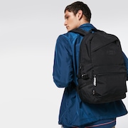 Street Backpack 2.0 - Blackout