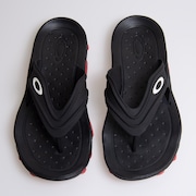 Chinelo Oakley Titan - Black/Red