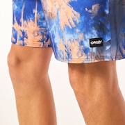 Canary Palms Rc 18" Beachshort - Palms Clouds Blue