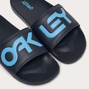 Oakley B1B Slide 2.0 - Team Navy