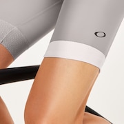 Icon Classic Bib 2.0 - Cement