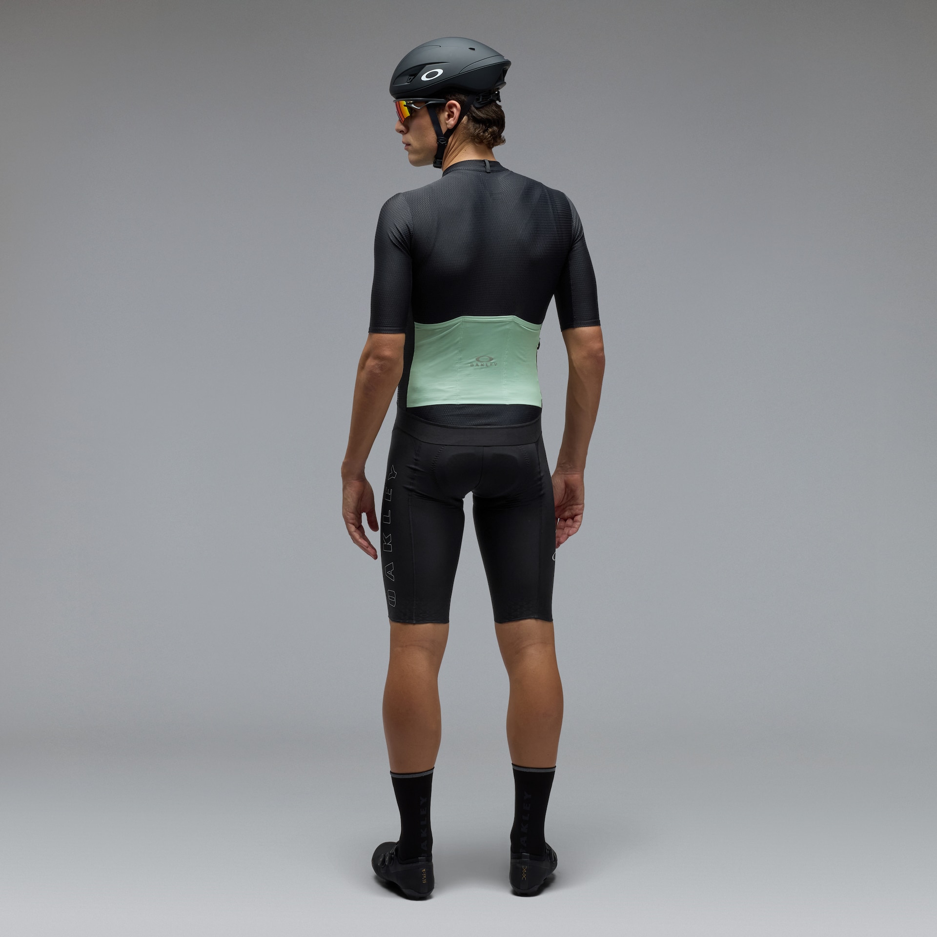 Oakley Endurance Bib in Aviator Green | Oakley® US