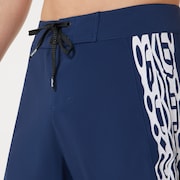 Quiver RC 19” Boardshort - Abyss