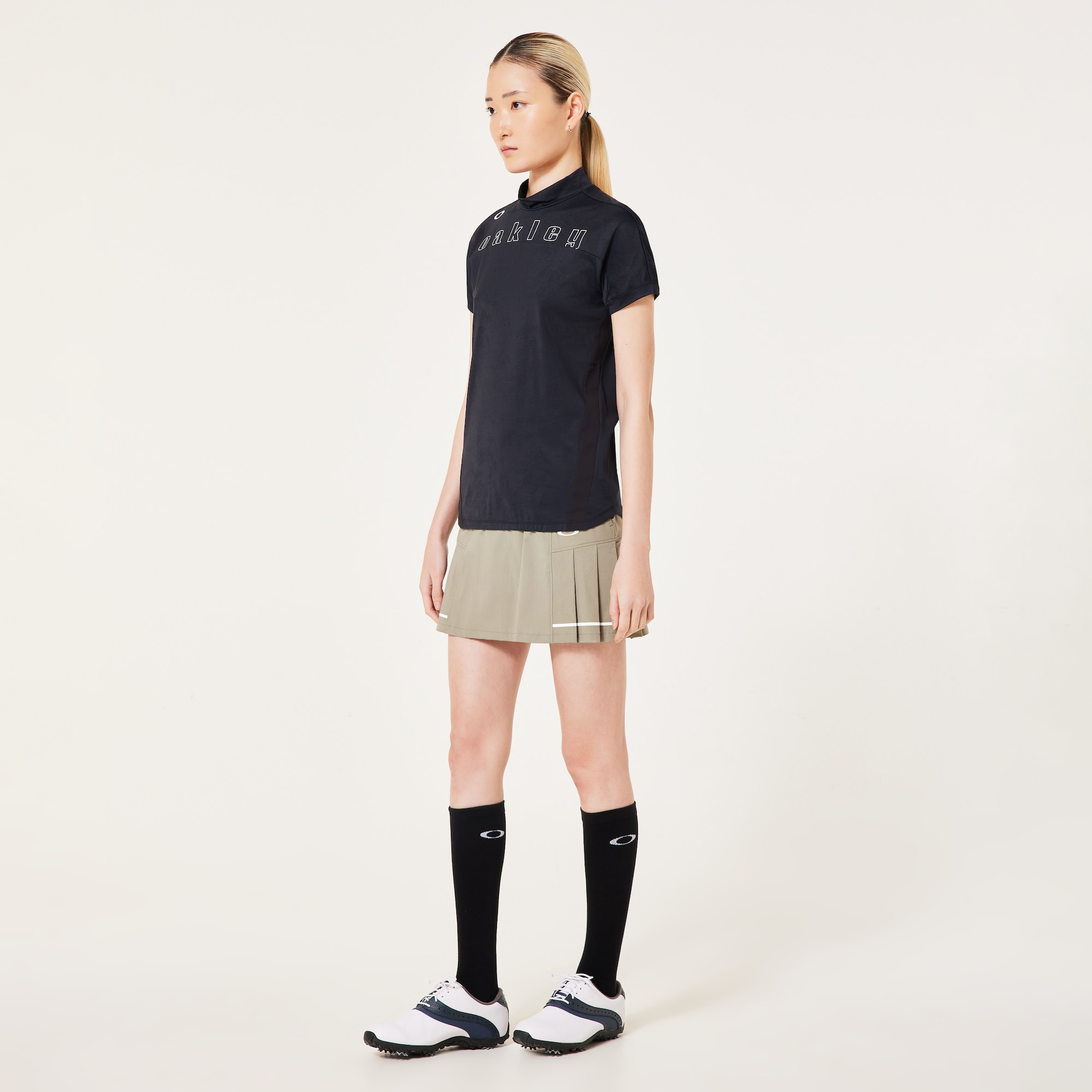 Oakley Elevate Deep Rise Pleats Skirt in Boulder Green | Oakley® JP